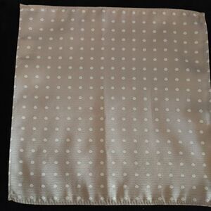 ALLURE MEN'S MULTI-DOT POCKET SQUARE.